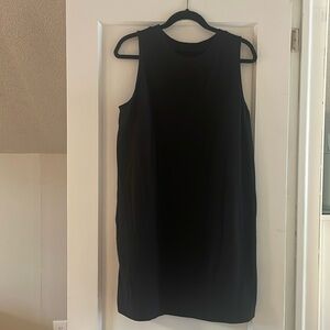 A new day black sleeveless shift dress